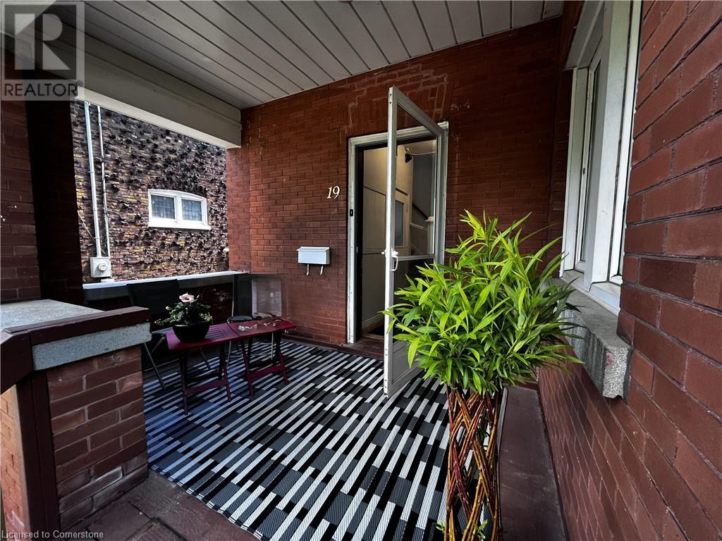 Property at 19 SCHNEIDER Avenue image 4