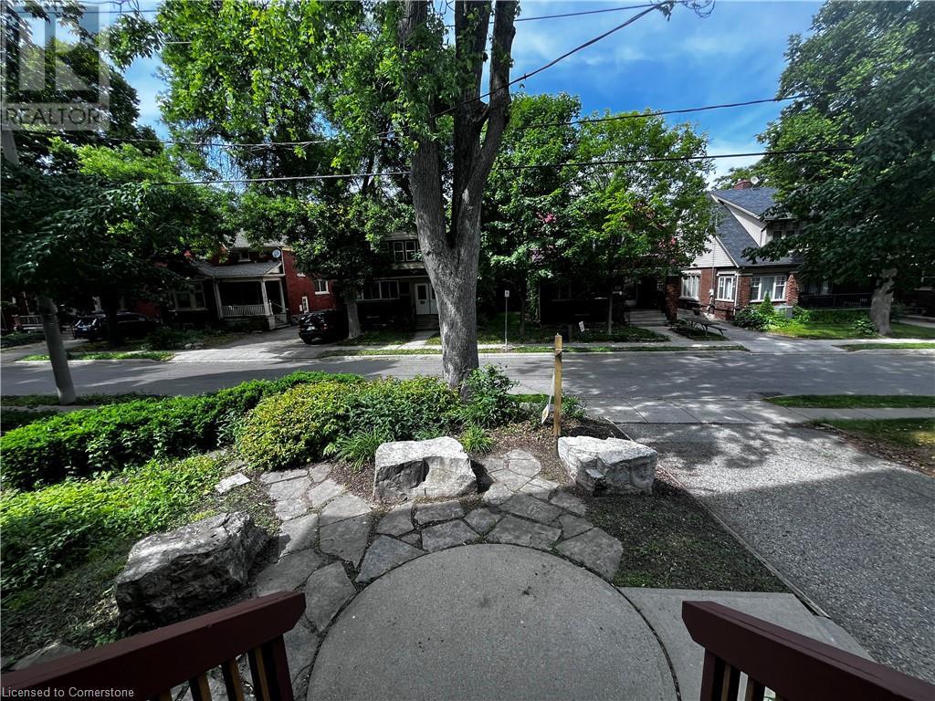 Property at 19 SCHNEIDER Avenue image 3