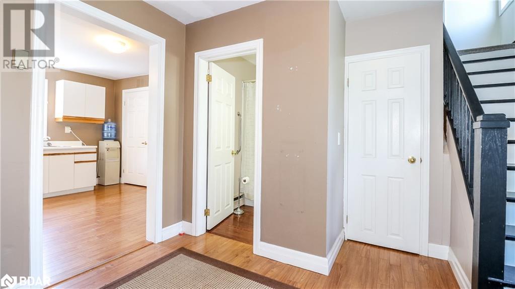 953 Ridge Road W, Oro-Medonte, Ontario  L0L 2E0 - Photo 11 - 40752610