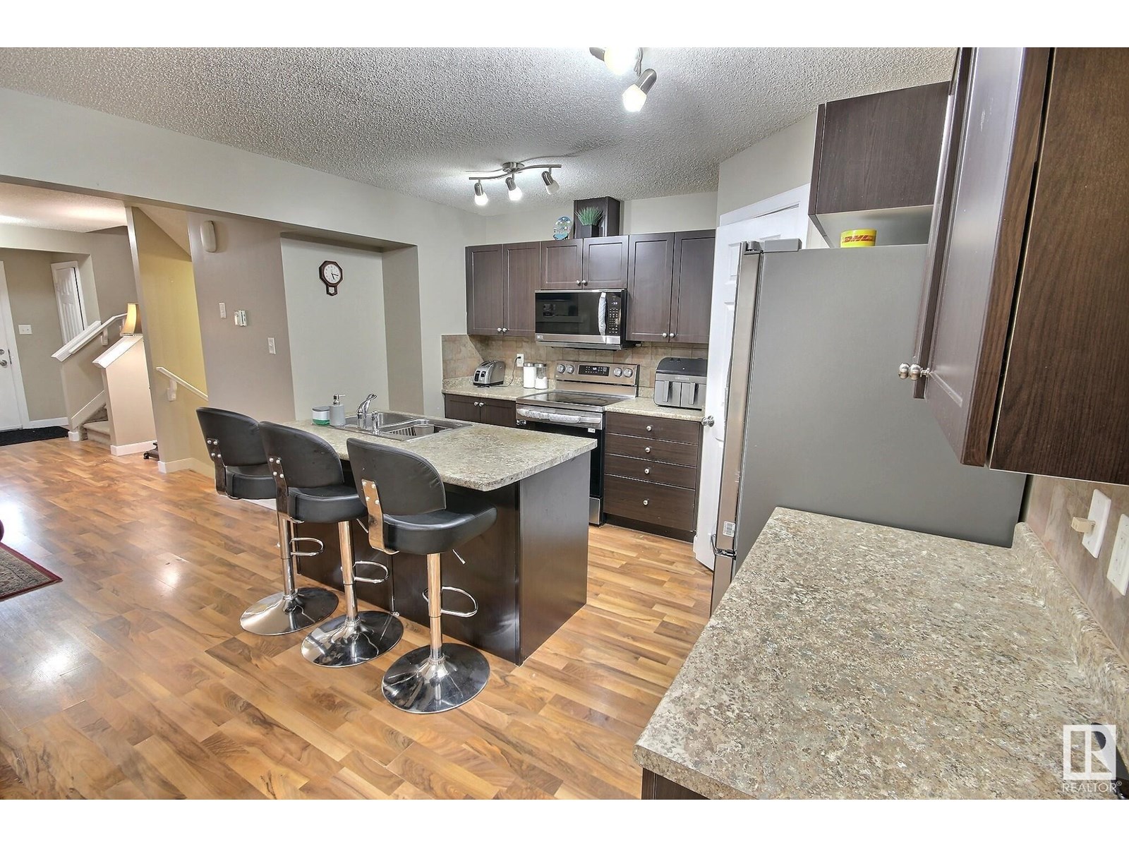 Property at 1585 RUTHERFORD RD SW image 5