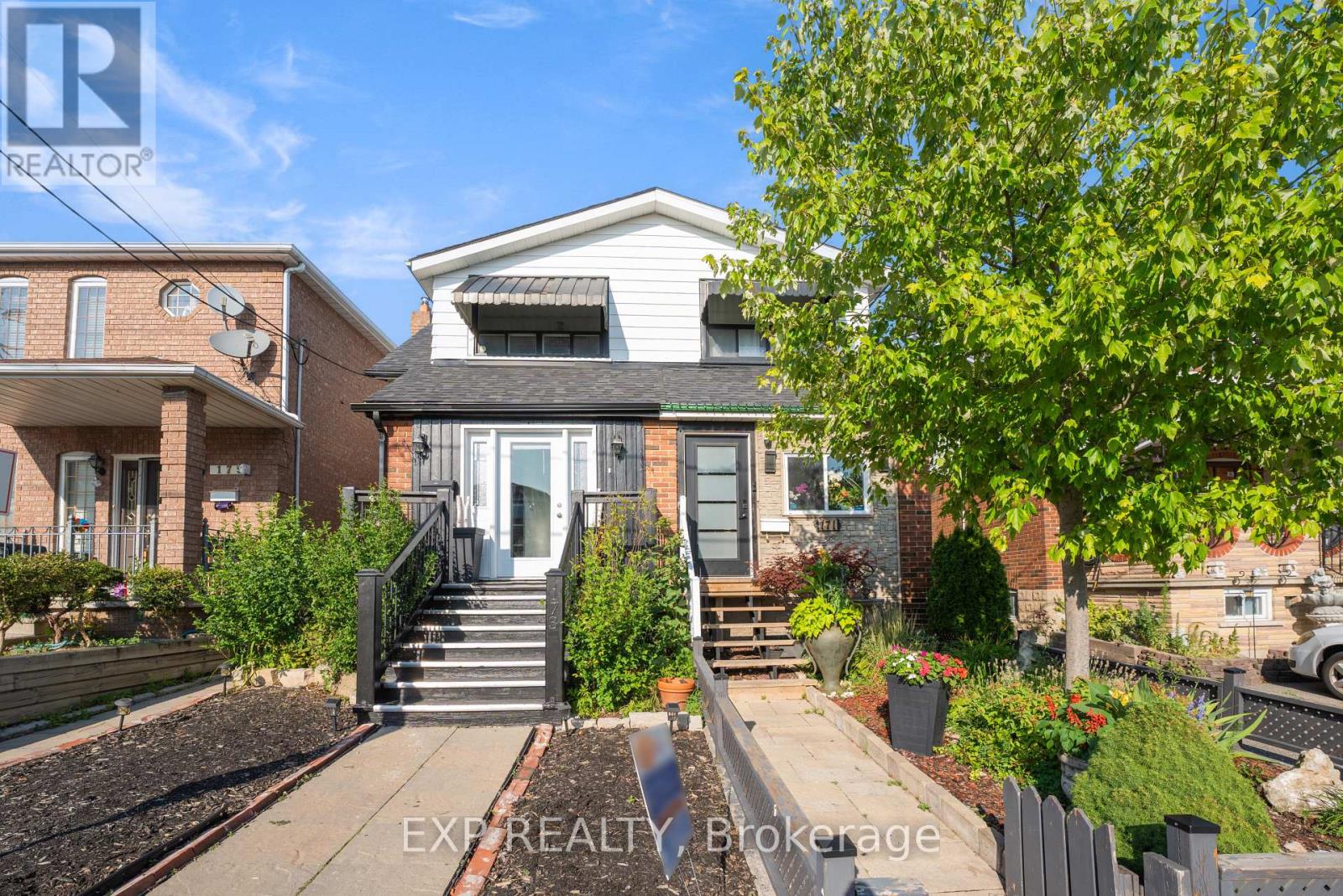 Property at 173 KANE AVENUE S image 3