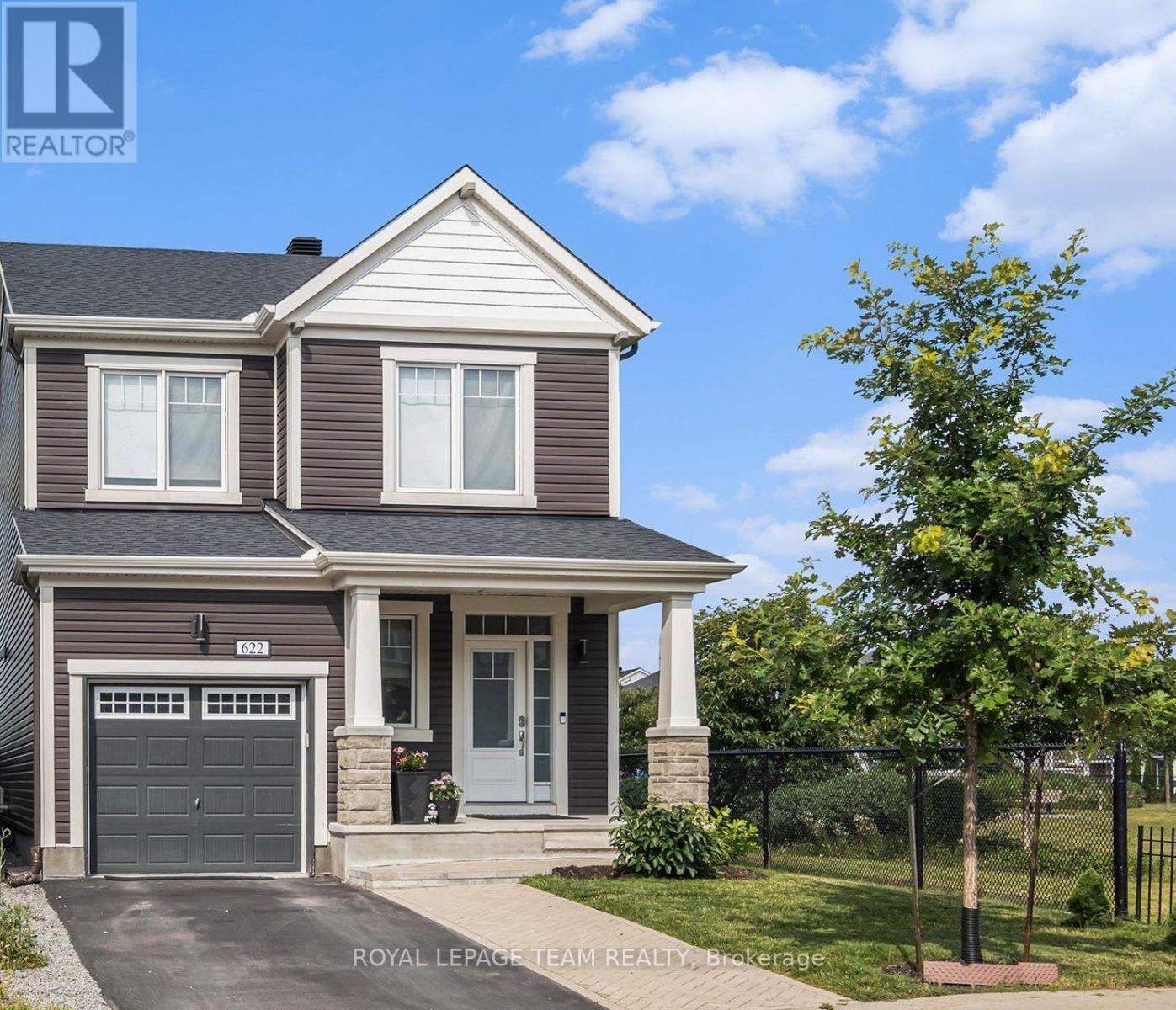 Property at 622 MALAHAT WAY image 2