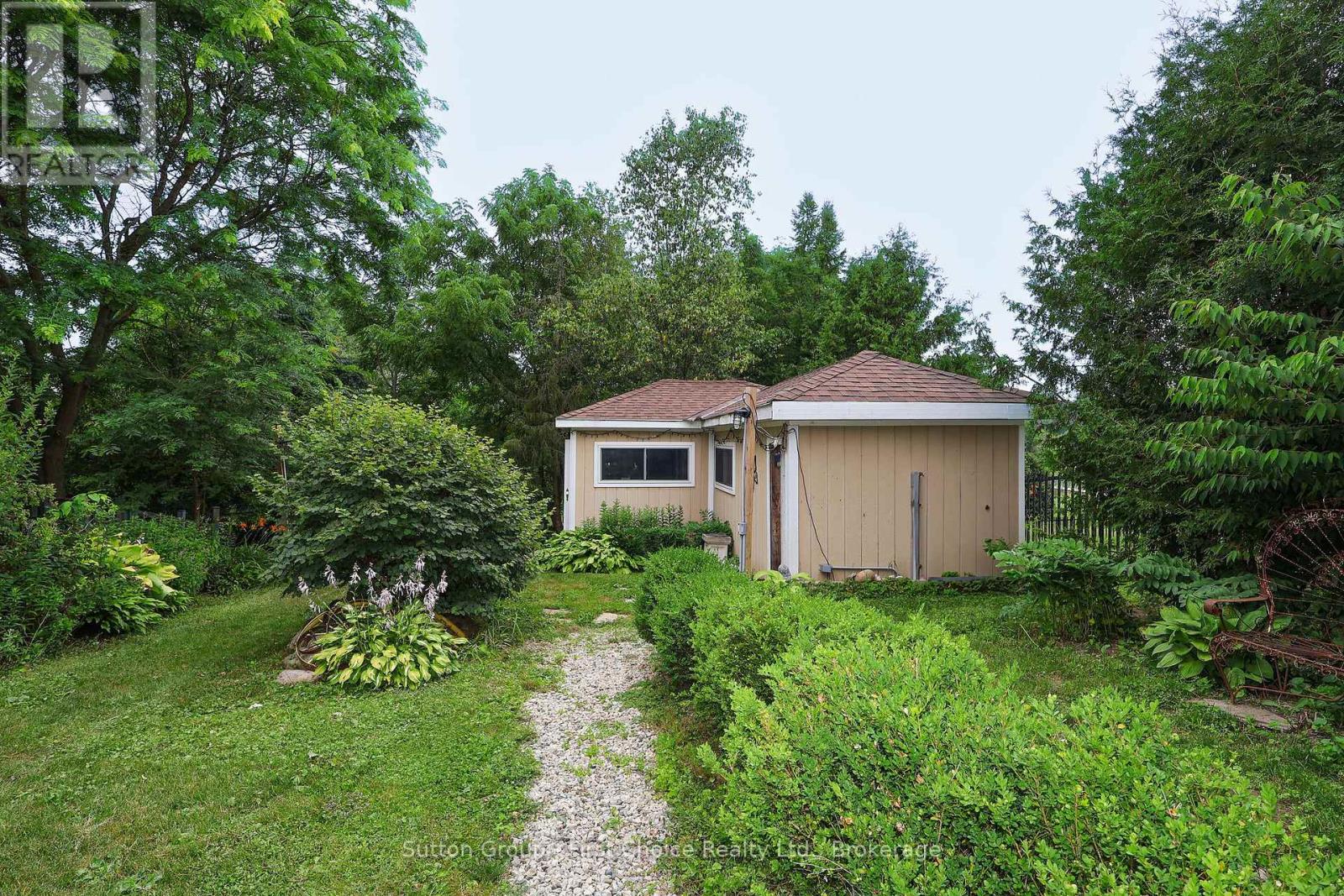 348 Devon Street, Stratford, Ontario  N5A 2Z9 - Photo 40 - X12295972