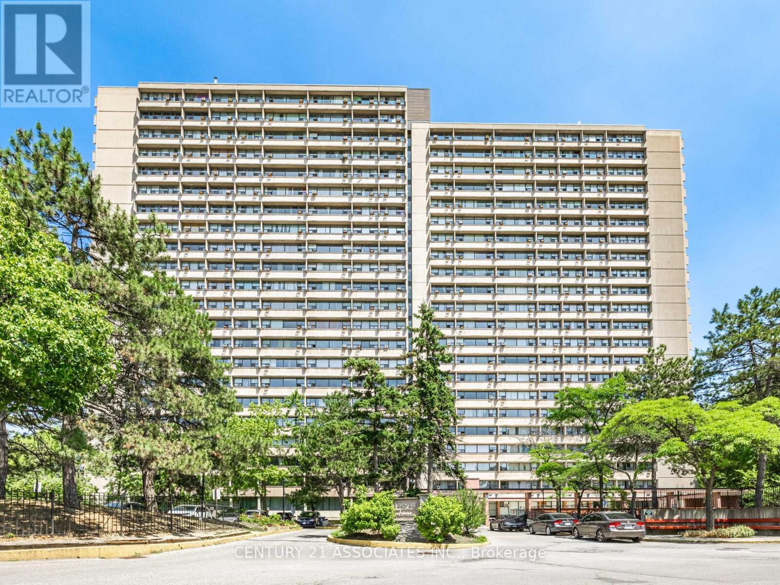 Property at 402 - 100 LEEWARD GLENWAY image 1