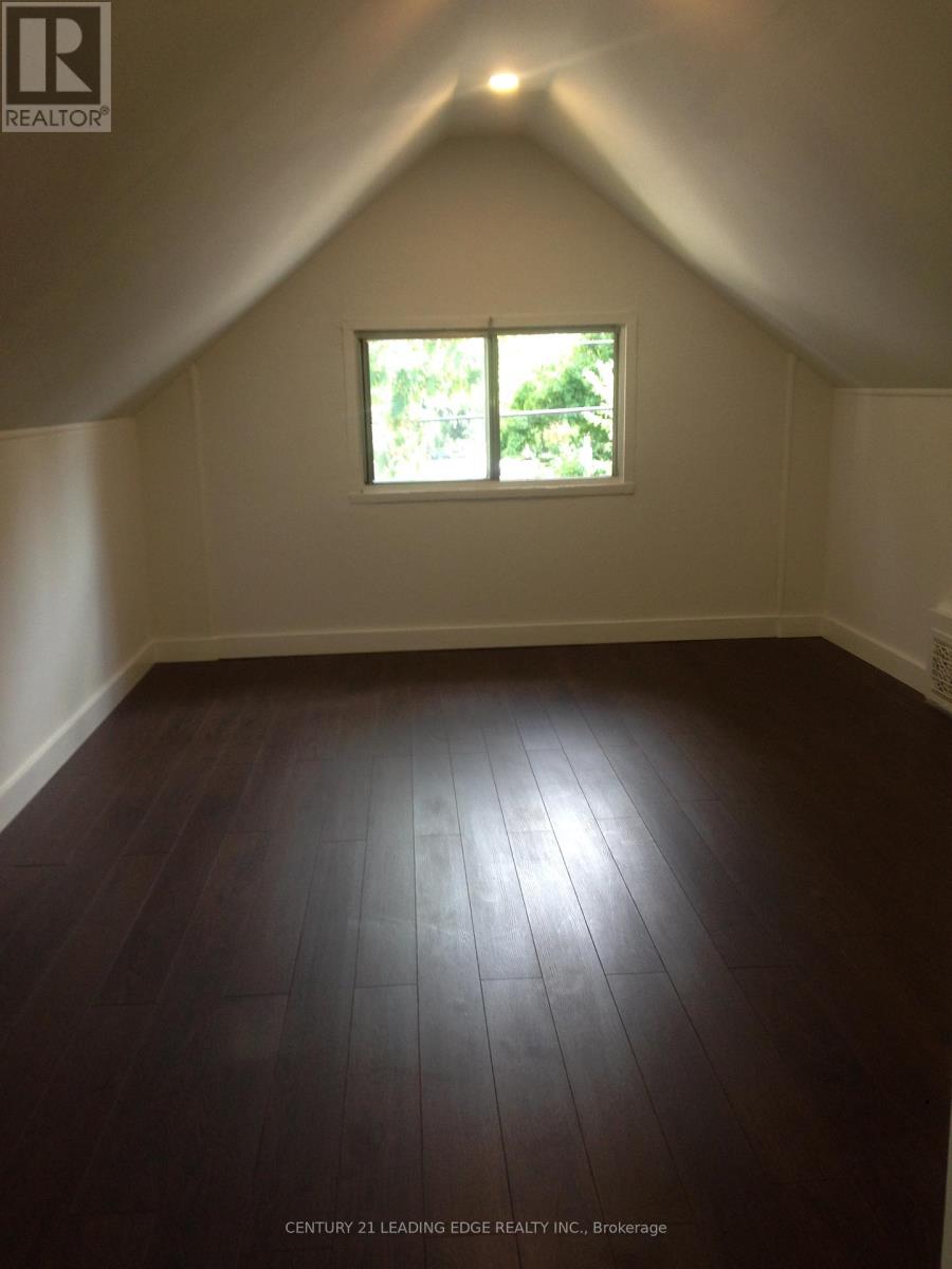 Property at 360A LAWRENCE AVENUE W image 5