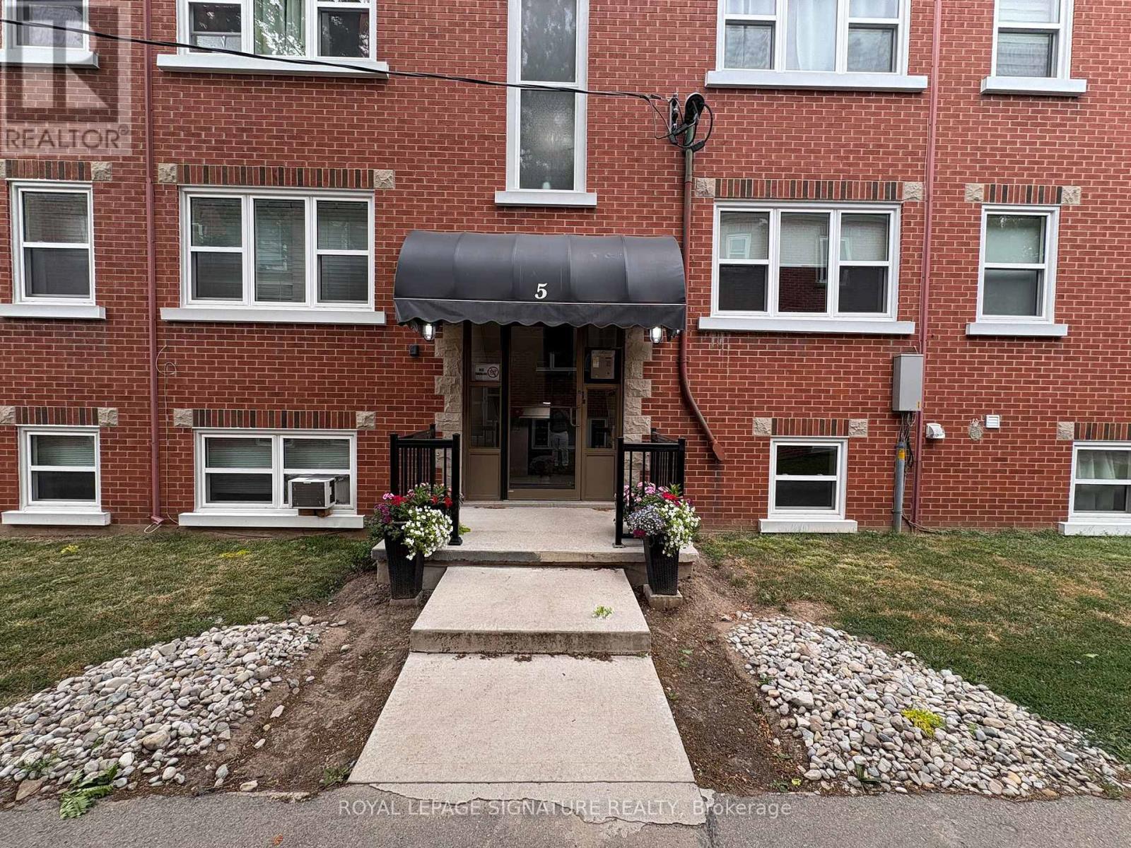 Property at 1 - 5 APPLEWOOD AVENUE image 1