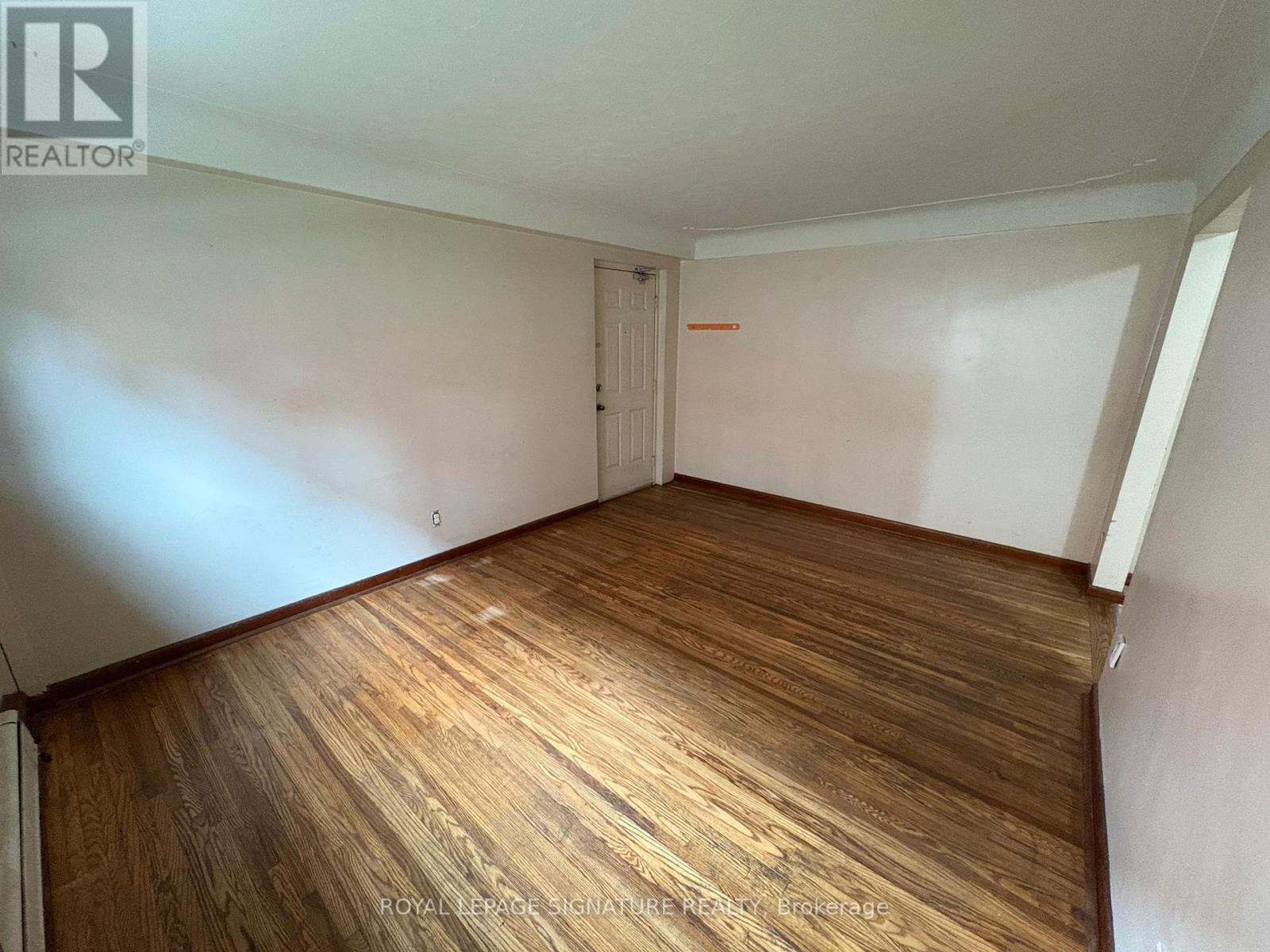 Property at 1 - 5 APPLEWOOD AVENUE image 4