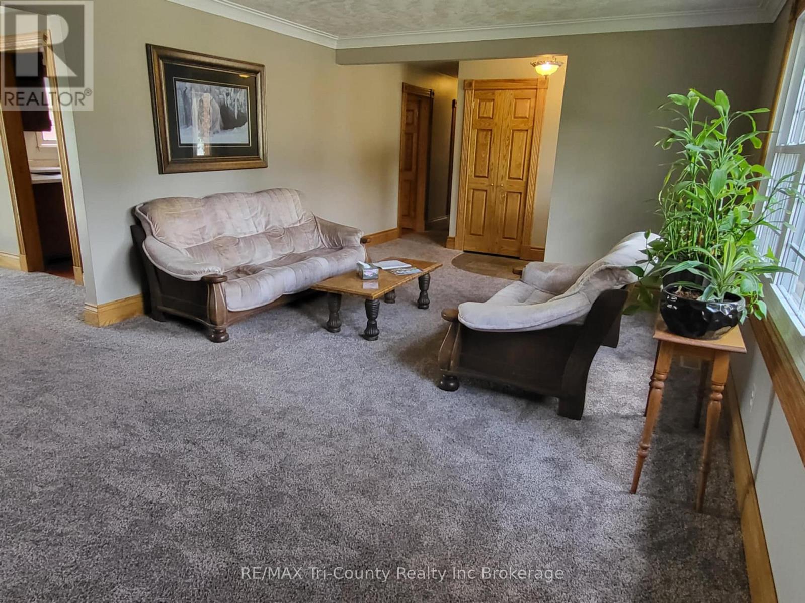 7 Glenridge Road, Tillsonburg, Ontario  N4G 4J6 - Photo 5 - X12287211