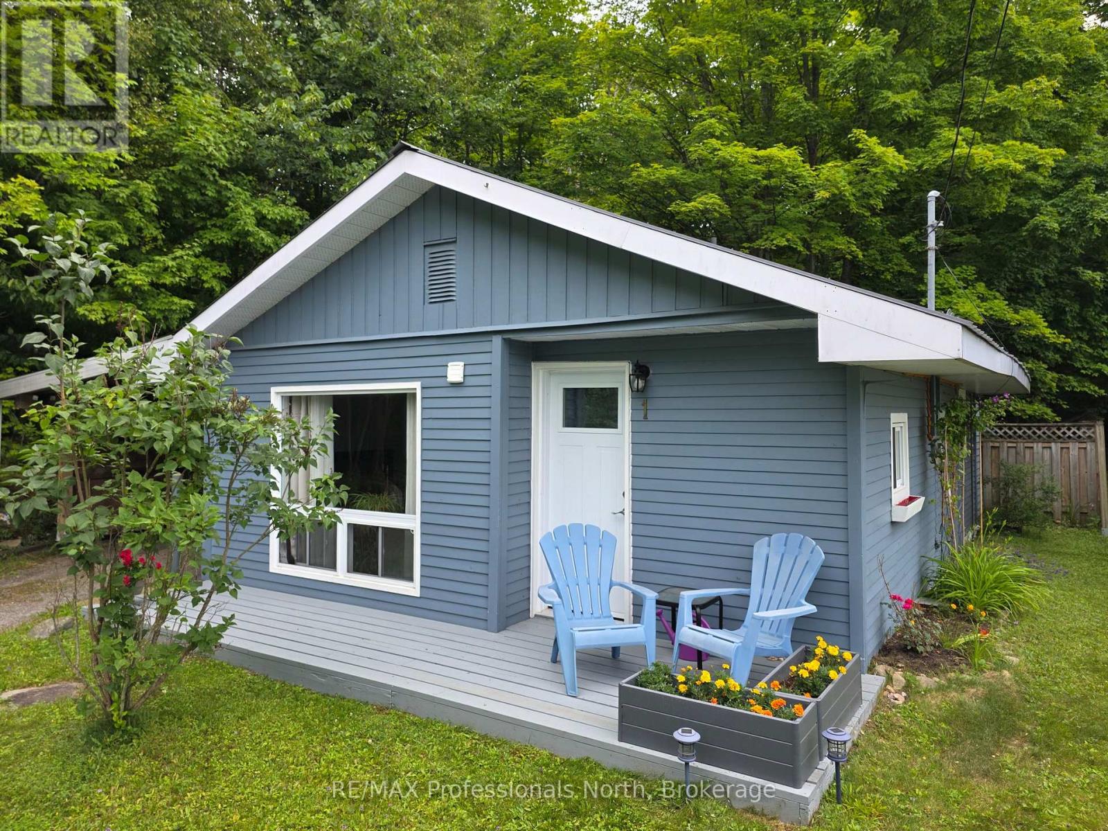 1 George Street, Huntsville, Ontario  P1H 1V8 - Photo 1 - X12296003