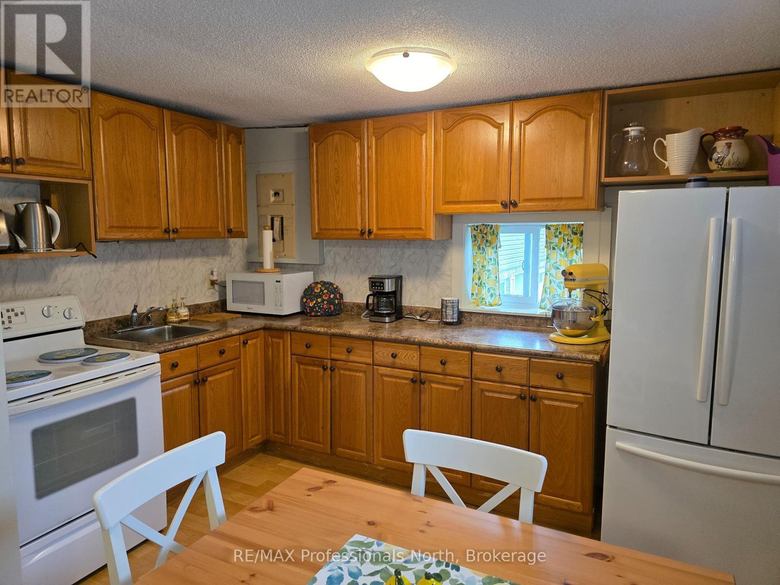 1 George Street, Huntsville, Ontario  P1H 1V8 - Photo 5 - X12296003