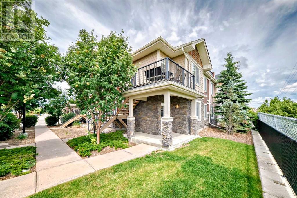 Property at 5, 59 West Coach Manor SW image 2