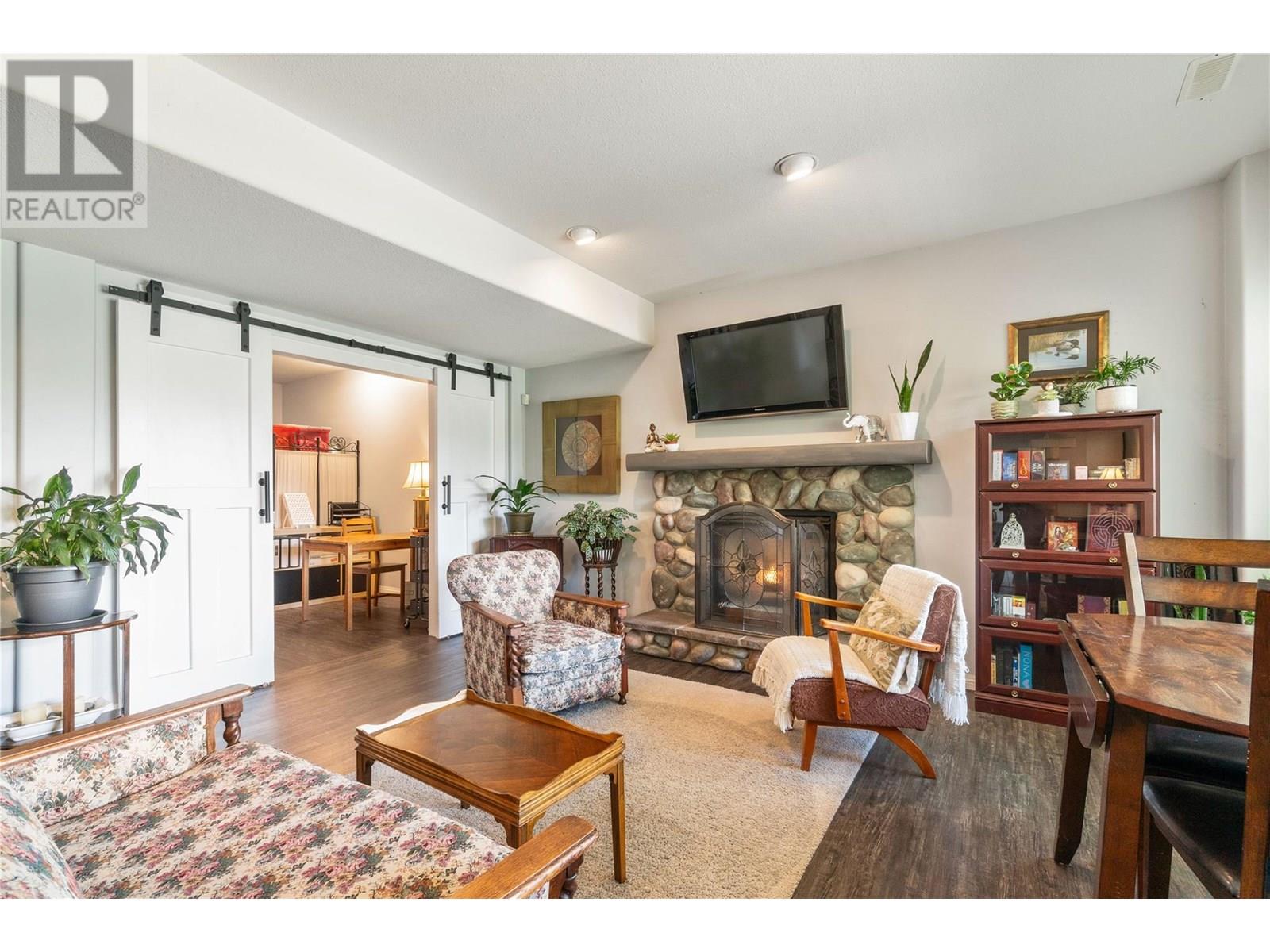 Property at 2662 Blind Bay Road image 3