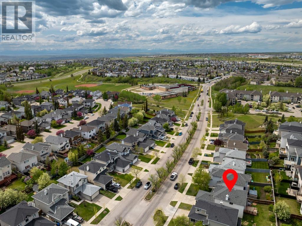 Property at 845 Citadel Way NW image 3
