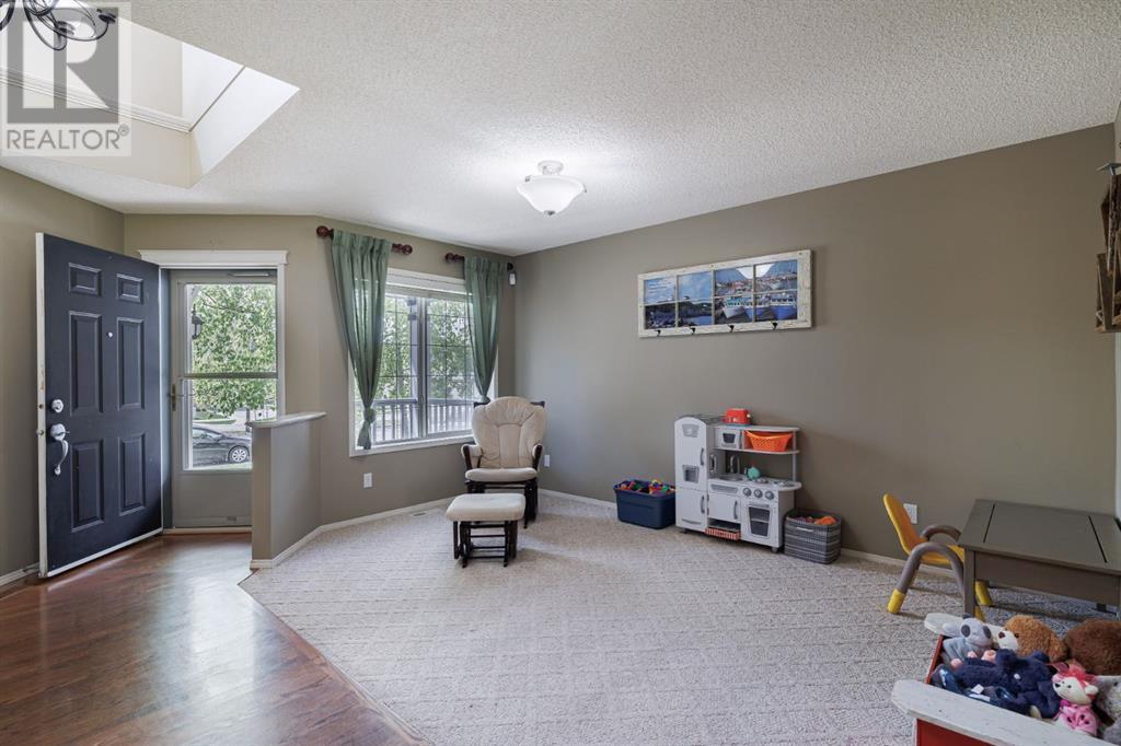Property at 845 Citadel Way NW image 5