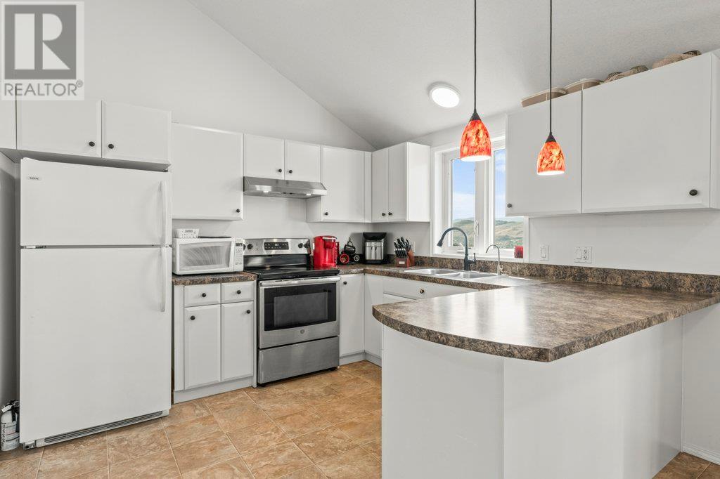 148 Fenwick Road, Vernon, British Columbia  V1B 2V6 - Photo 8 - 10355129