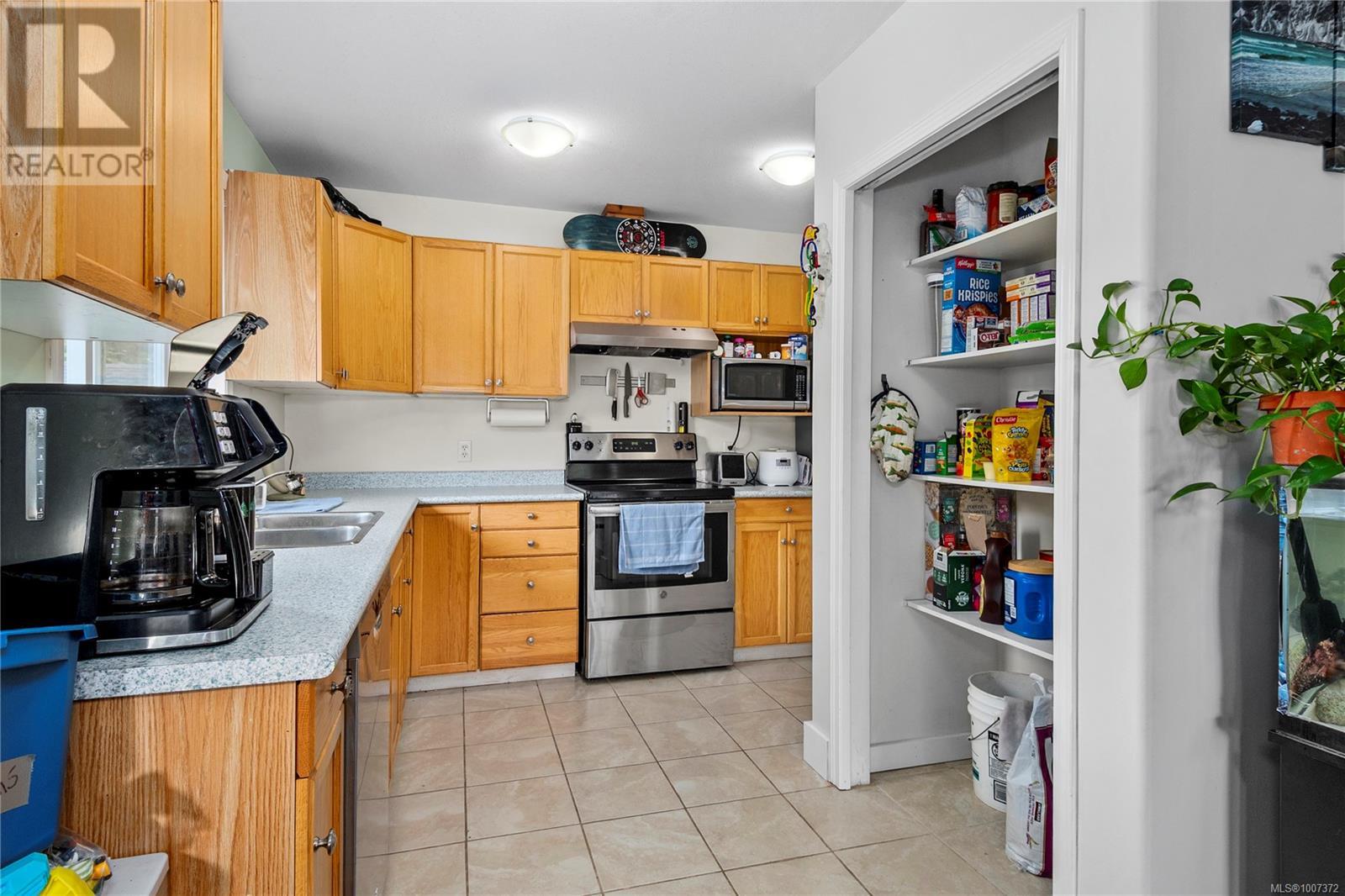 560 4th St, Courtenay, British Columbia  V9H 1H2 - Photo 30 - 1007372