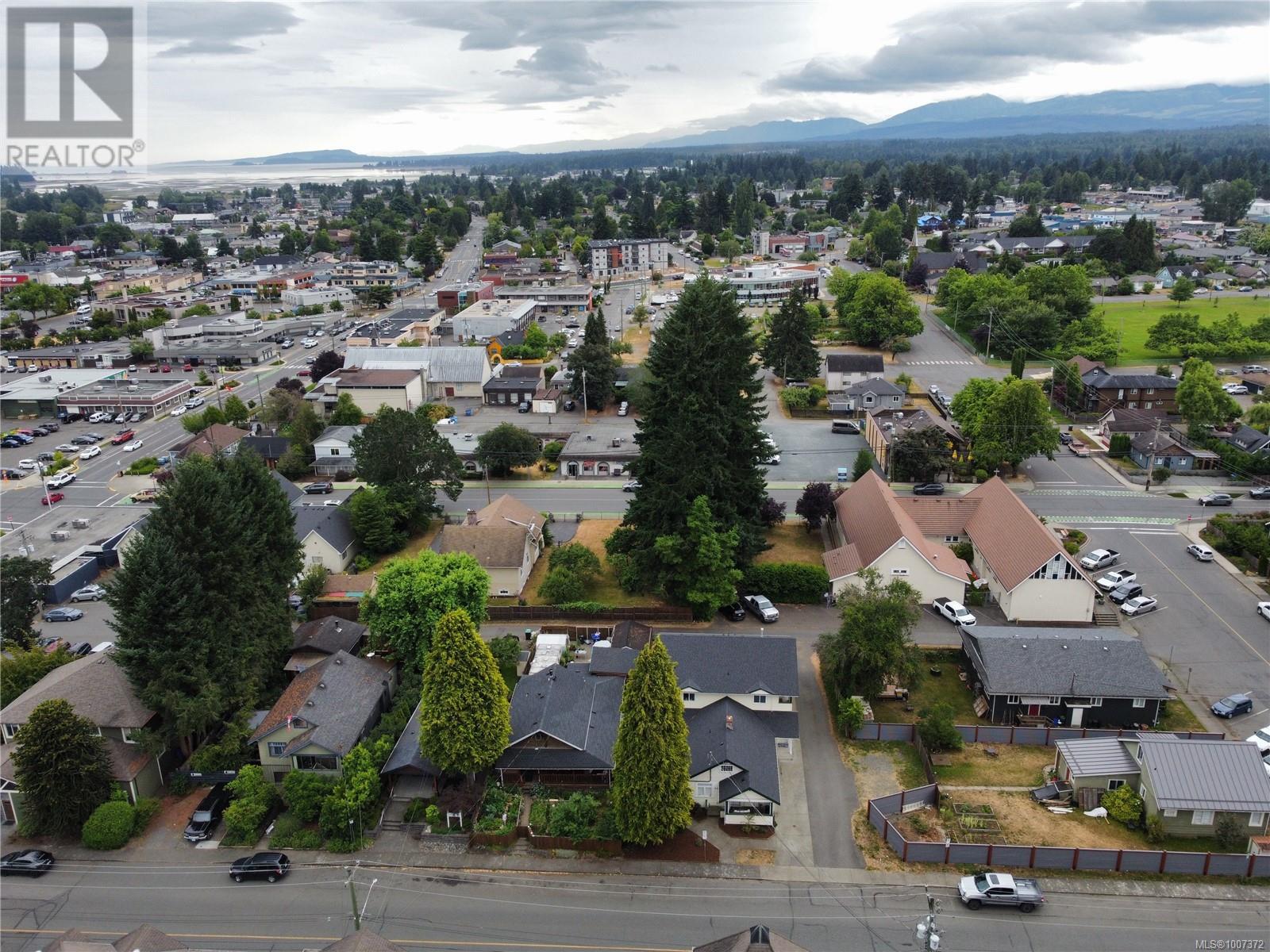 560 4th St, Courtenay, British Columbia  V9H 1H2 - Photo 53 - 1007372
