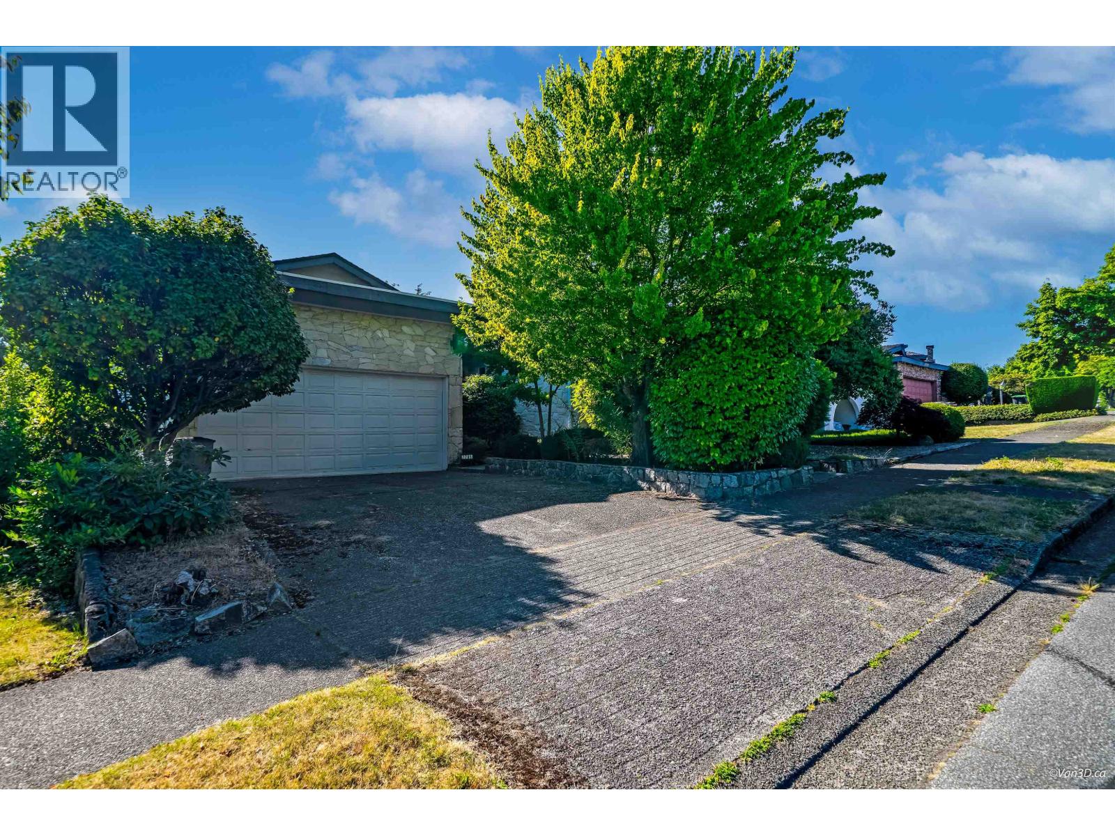 7791 Sparbrook Crescent, Vancouver, British Columbia  V5S 3K3 - Photo 2 - R3026114