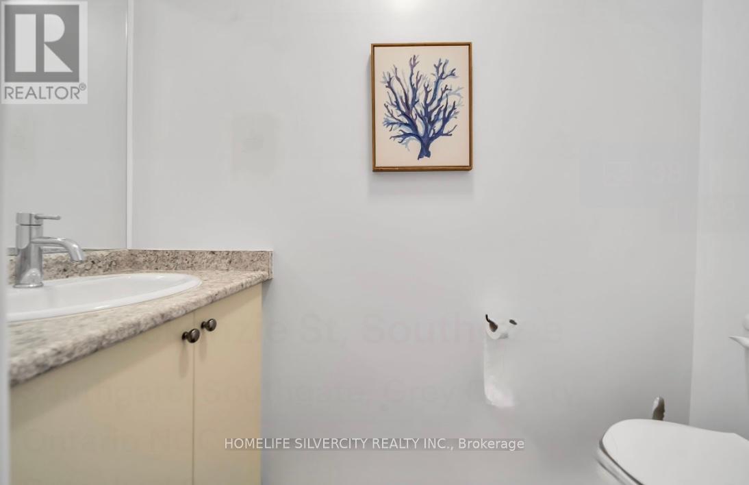 32 Mackenzie Street, Southgate, Ontario N0C 1B0 - Photo 14 - X12295334