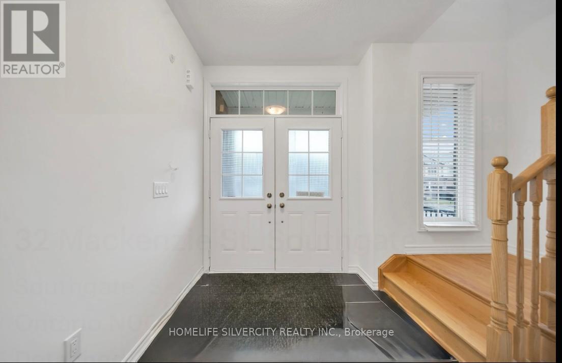 Property at 32 MACKENZIE STREET image 3