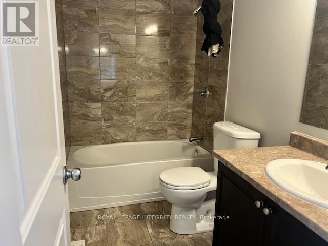 29 Fallengale Crescent, Ottawa, Ontario  K2T 0L1 - Photo 16 - X12296067