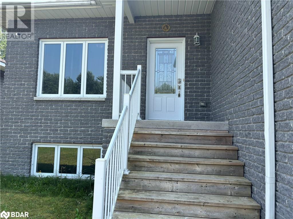 Property at 211 THELMA Avenue image 2