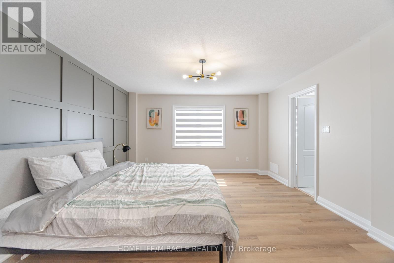 28 Sussexvale Drive, Brampton, Ontario  L6R 3S1 - Photo 16 - W12296063