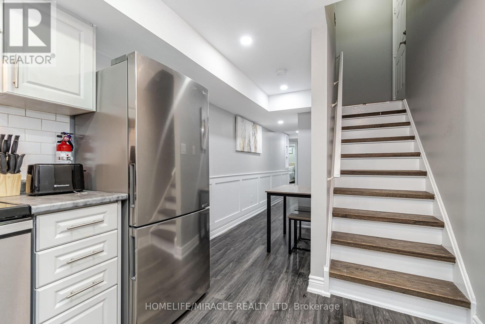 28 Sussexvale Drive, Brampton, Ontario  L6R 3S1 - Photo 36 - W12296063