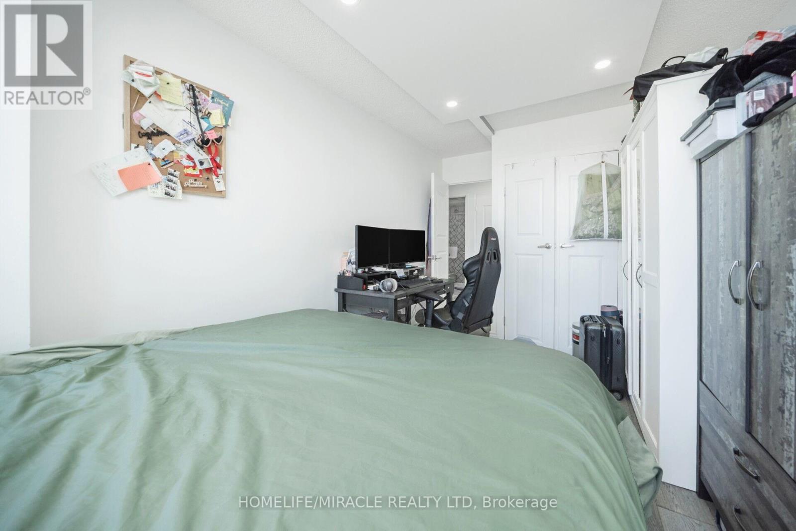 1802 - 8 Lisa Street, Brampton, Ontario  L6T 4S6 - Photo 41 - W12296065