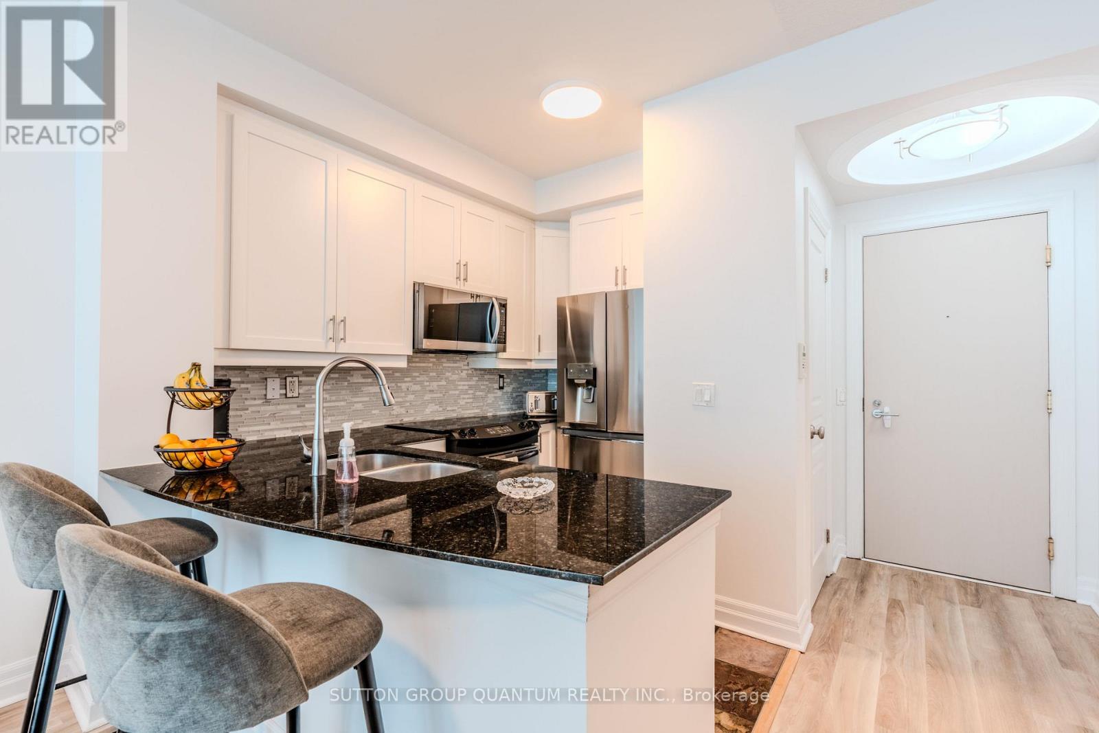 Property at 706 - 2087 LAKE SHORE BOULEVARD W image 2