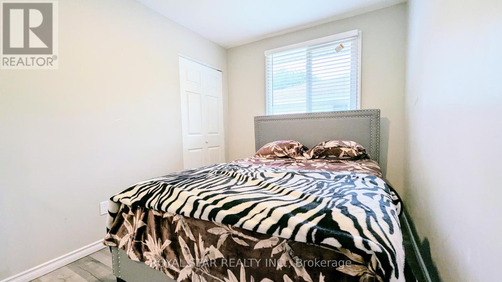 42 Witty Avenue, Ingersoll, Ontario  N5C 3P3 - Photo 8 - X12296074