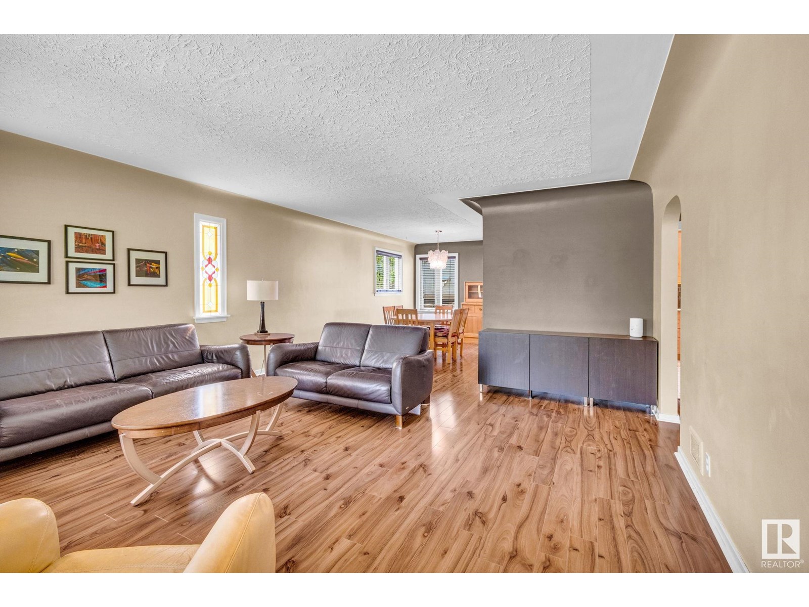 Property at 10950 117 ST NW image 1