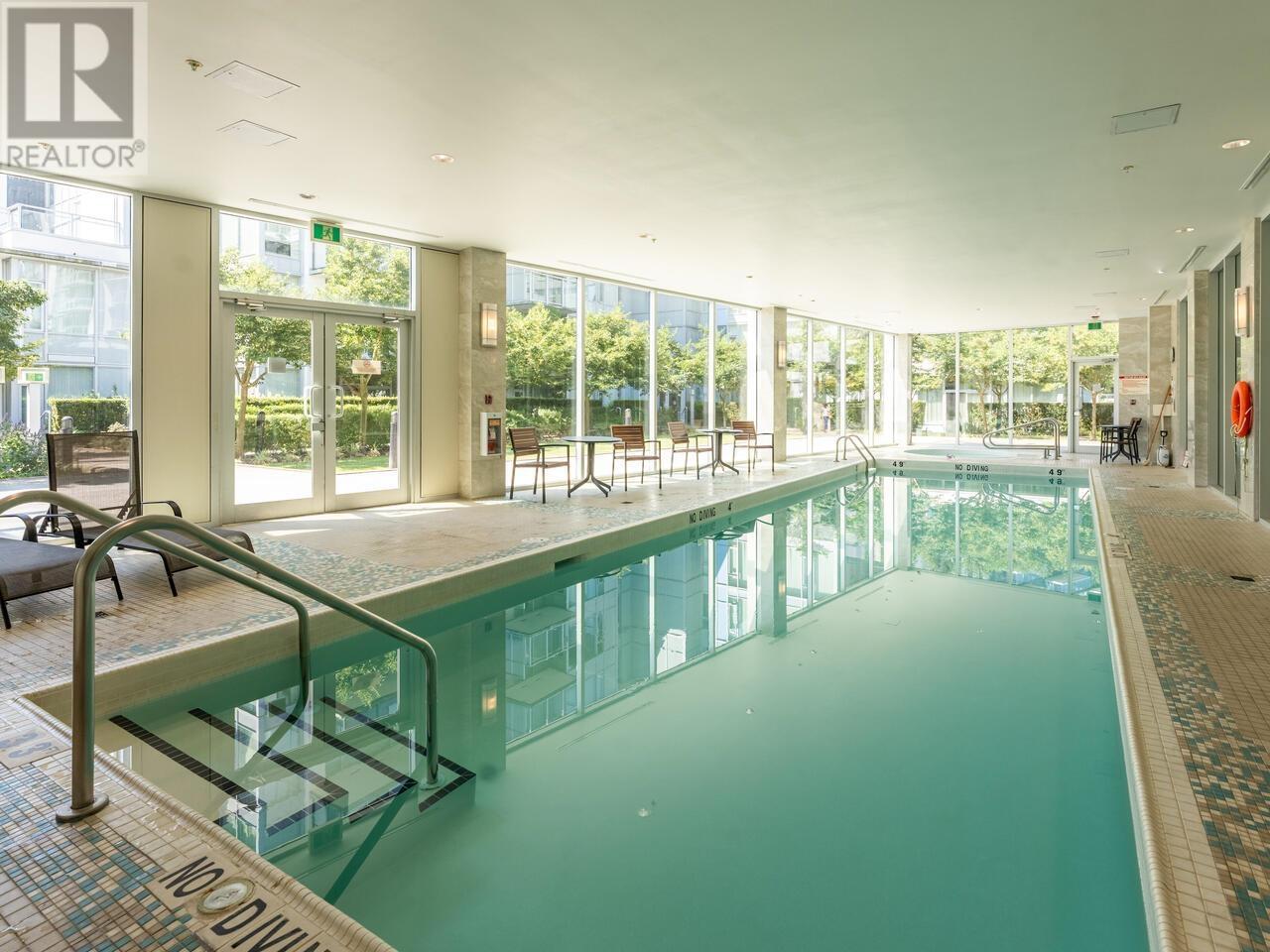 Listing Picture 21 of 26 : 802 8677 CAPSTAN WAY, Richmond / 烈治文 - 魯藝地產 Yvonne Lu Group - MLS Medallion Club Member