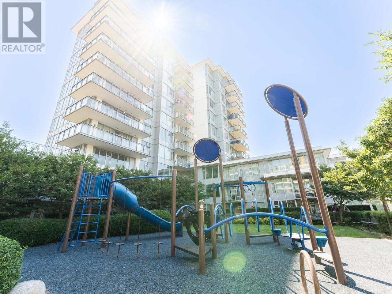Listing Picture 25 of 26 : 802 8677 CAPSTAN WAY, Richmond / 烈治文 - 魯藝地產 Yvonne Lu Group - MLS Medallion Club Member