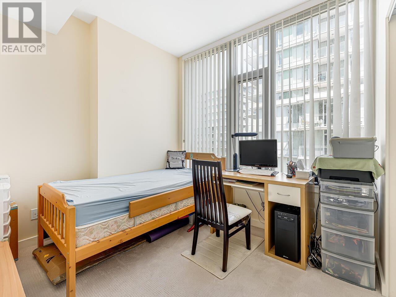 Listing Picture 16 of 26 : 802 8677 CAPSTAN WAY, Richmond / 烈治文 - 魯藝地產 Yvonne Lu Group - MLS Medallion Club Member