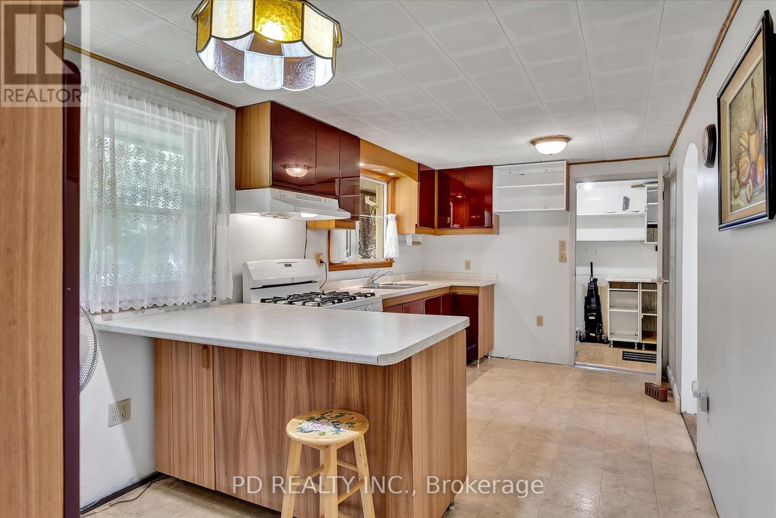 22 Evergreen Street, Kawartha Lakes, Ontario  K0L 2W0 - Photo 13 - X12175508
