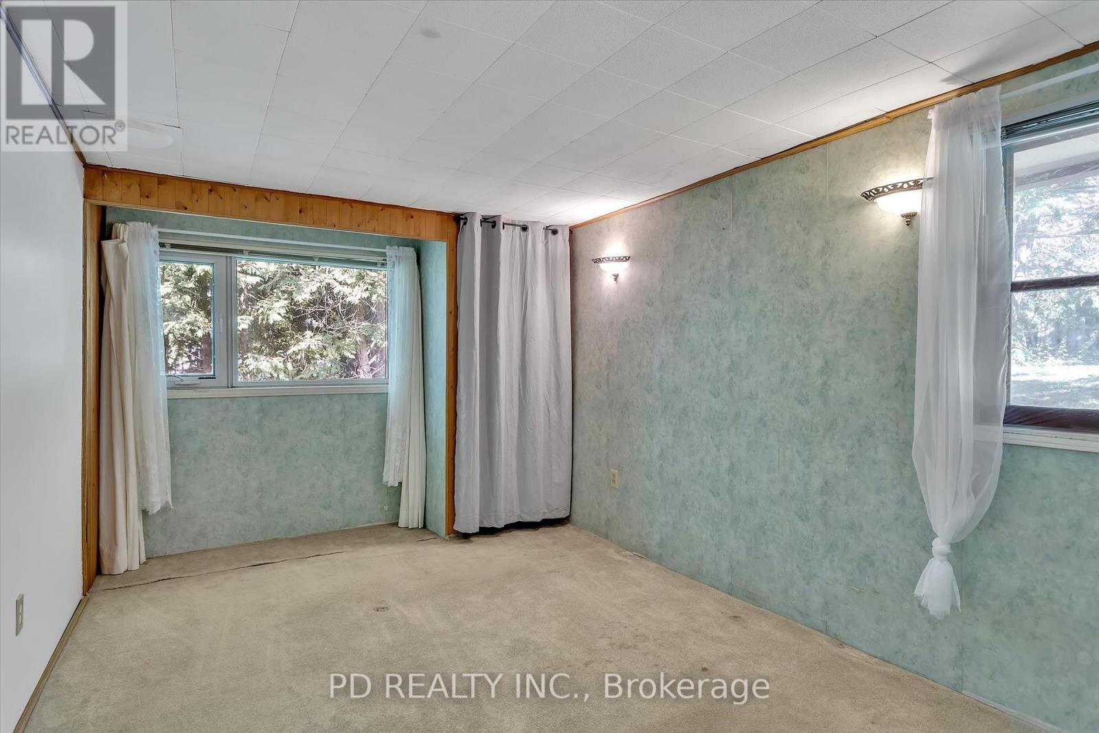 22 Evergreen Street, Kawartha Lakes, Ontario  K0L 2W0 - Photo 20 - X12175508