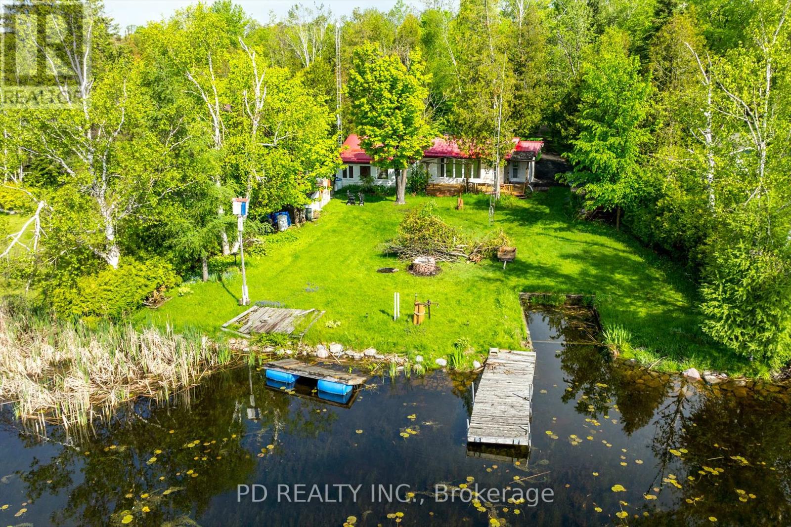 22 Evergreen Street, Kawartha Lakes, Ontario  K0L 2W0 - Photo 4 - X12175508