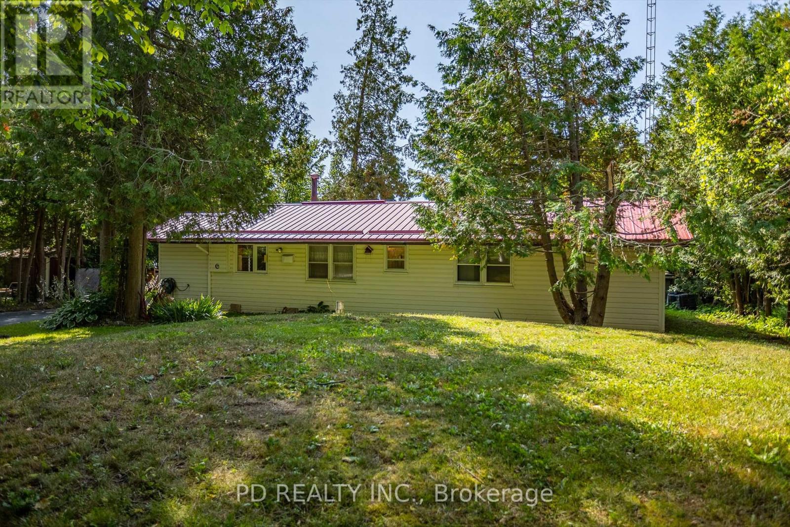22 Evergreen Street, Kawartha Lakes, Ontario  K0L 2W0 - Photo 31 - X12175508