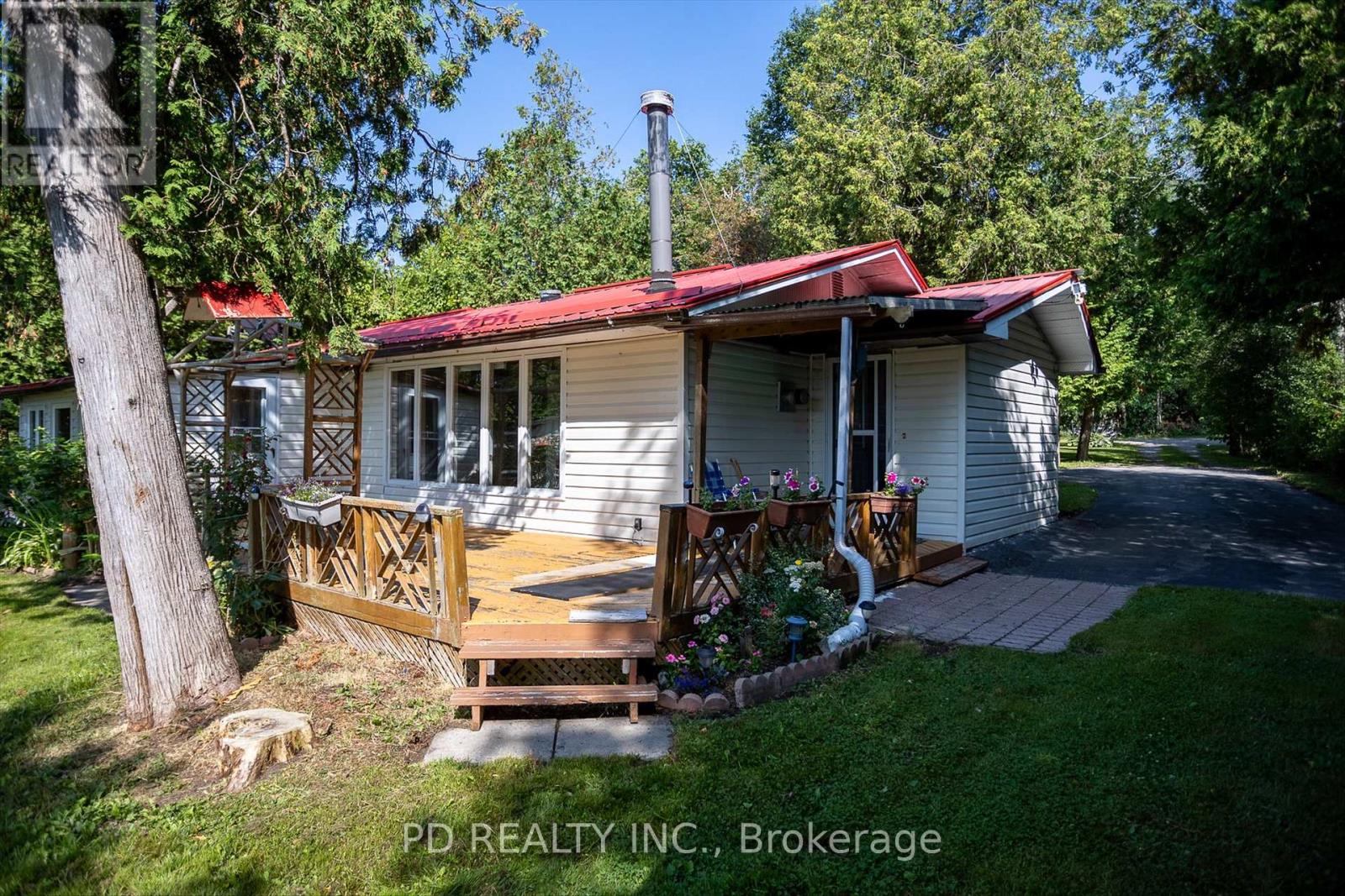 22 Evergreen Street, Kawartha Lakes, Ontario  K0L 2W0 - Photo 32 - X12175508