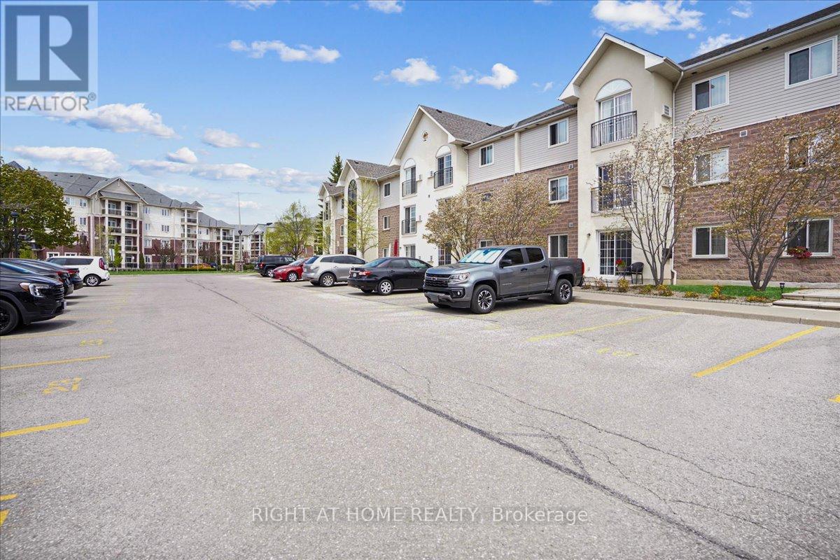 308 - 83 Aspen Springs Drive, Clarington, Ontario  L1C 5J7 - Photo 2 - E12296106