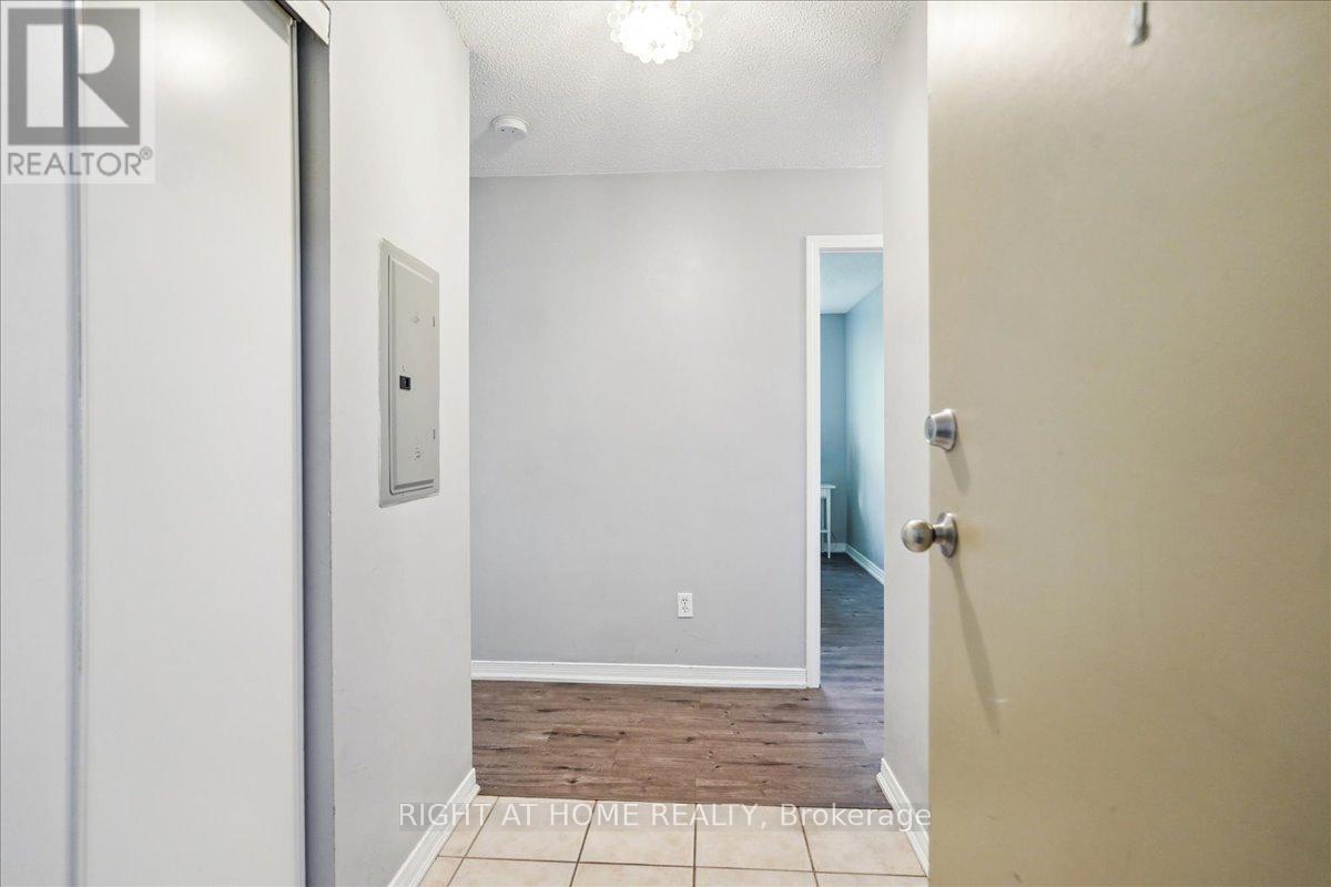 308 - 83 Aspen Springs Drive, Clarington, Ontario  L1C 5J7 - Photo 6 - E12296106