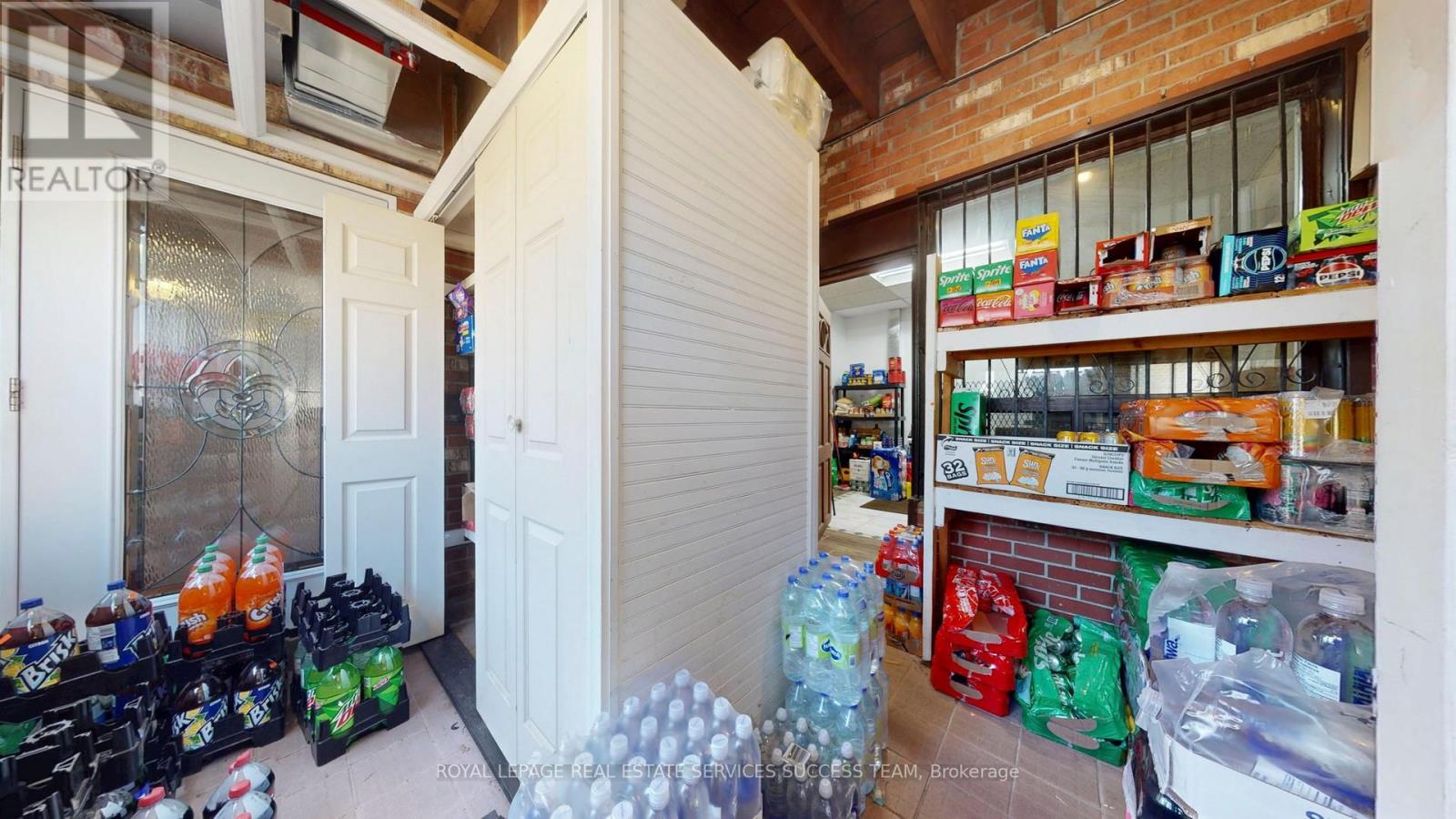 404 Woodfield Road, Toronto (Greenwood-Coxwell), Ontario  M4L 2X1 - Photo 32 - E12290075