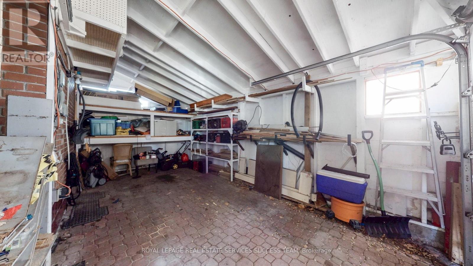 404 Woodfield Road, Toronto (Greenwood-Coxwell), Ontario  M4L 2X1 - Photo 36 - E12290075