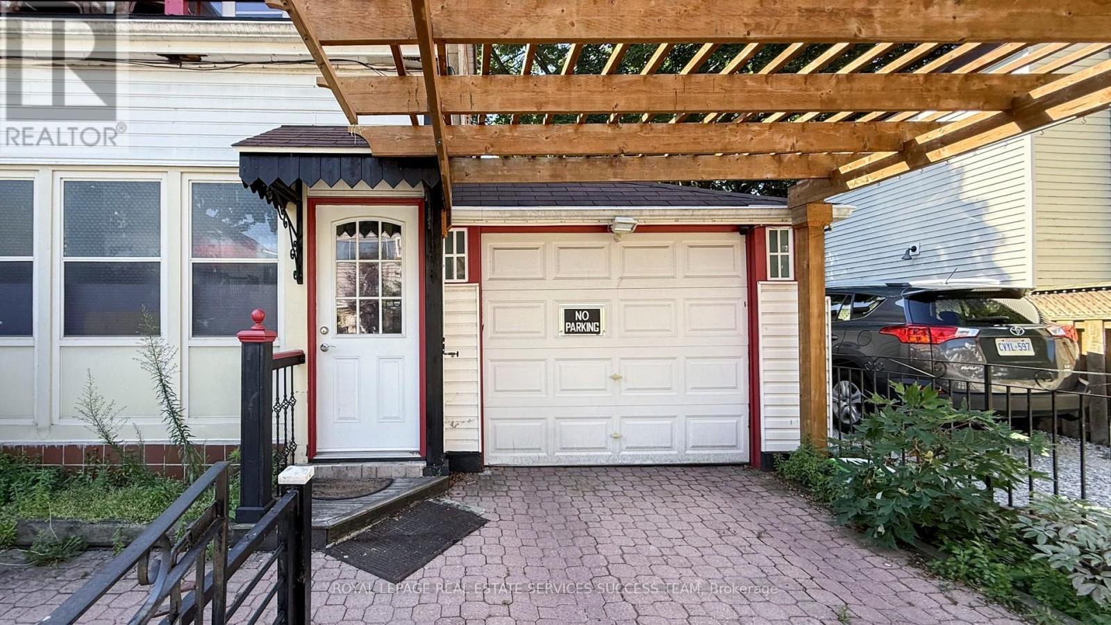 404 Woodfield Road, Toronto (Greenwood-Coxwell), Ontario  M4L 2X1 - Photo 45 - E12290075