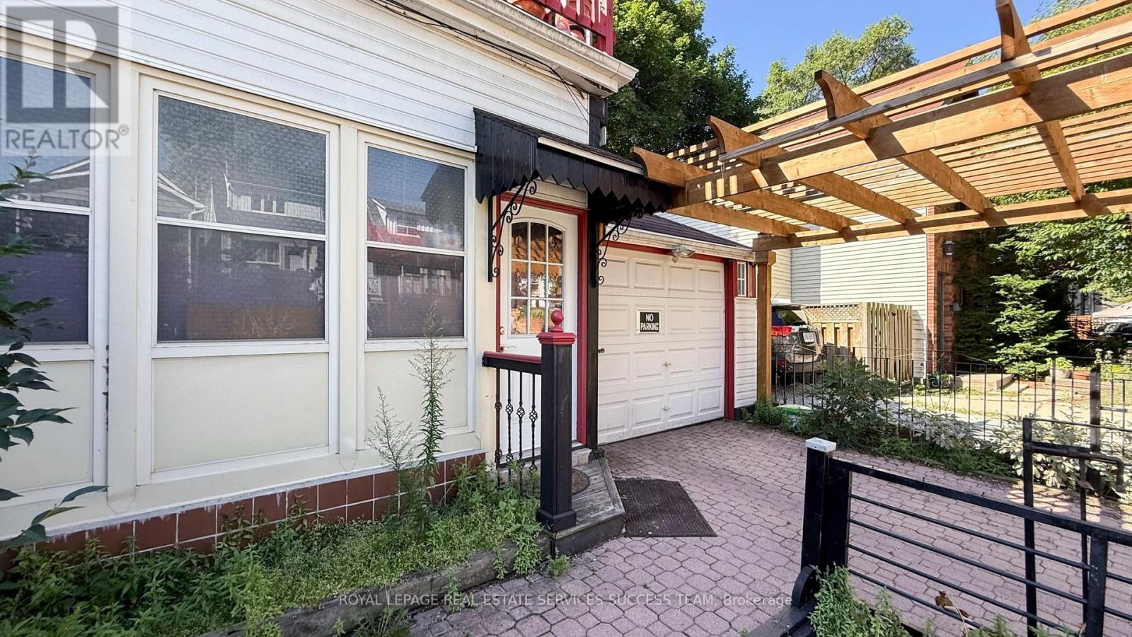 404 Woodfield Road, Toronto (Greenwood-Coxwell), Ontario  M4L 2X1 - Photo 44 - E12290075