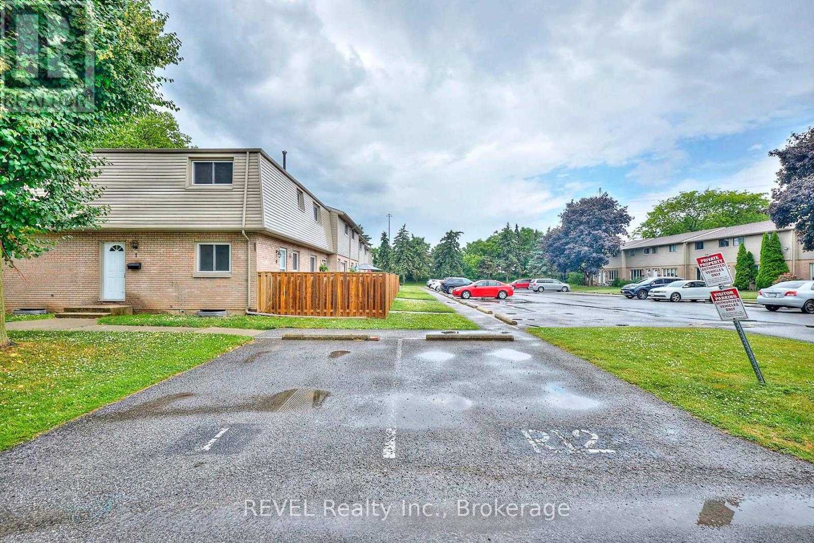 1 - 4215 Meadowvale Drive, Niagara Falls, Ontario  L2E 5W8 - Photo 20 - X12245929
