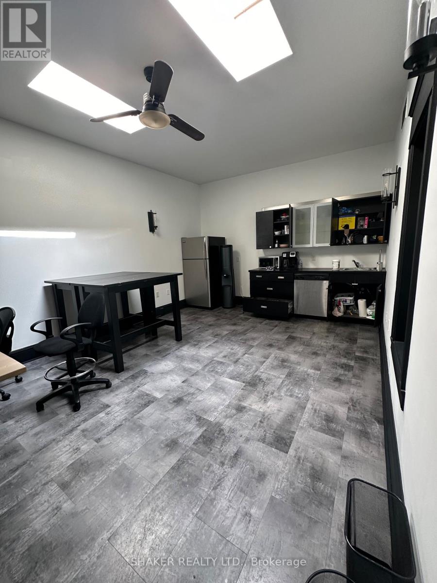 110 Clarence Street, Ottawa, Ontario  K1N 5P6 - Photo 5 - X12296143