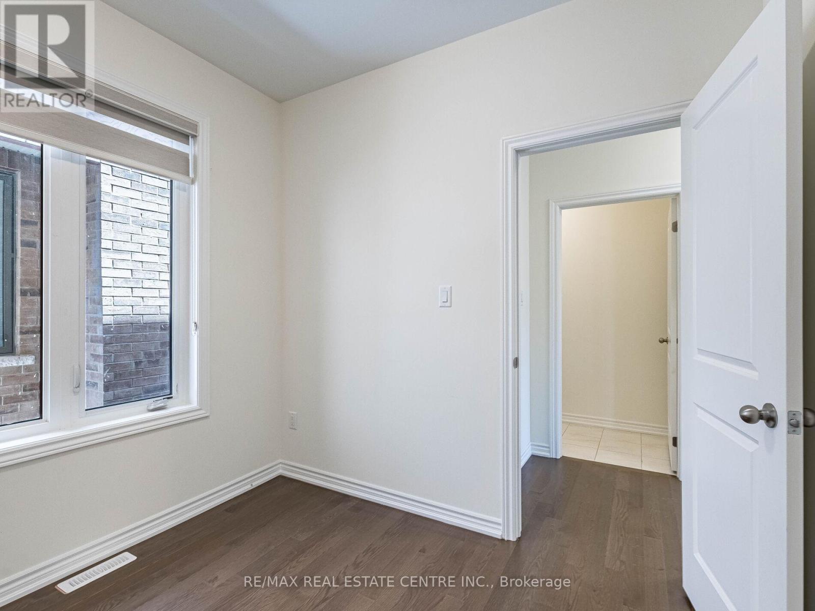 20 Fuller Street, Brampton, Ontario  L6X 5S3 - Photo 21 - W12296146