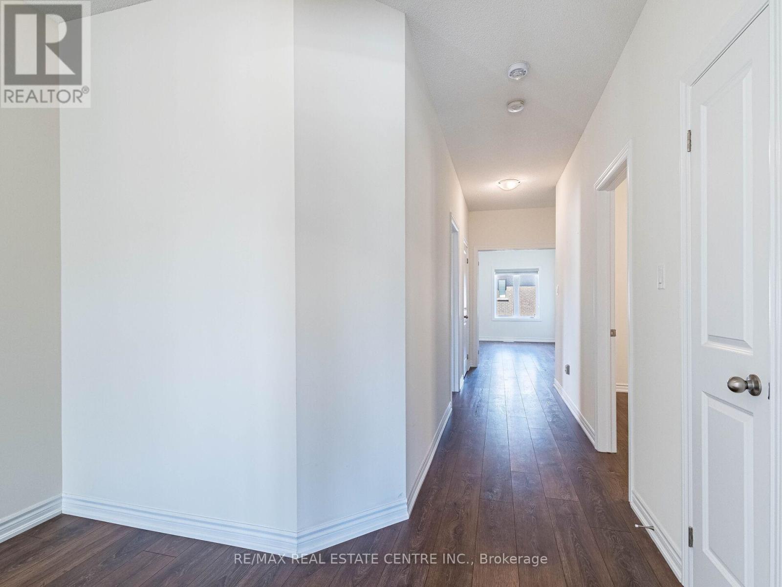 20 Fuller Street, Brampton, Ontario  L6X 5S3 - Photo 24 - W12296146